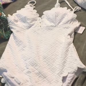 New XS Cupshe one piece white swimsuit
